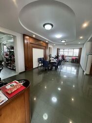 Blk 579 Hougang Avenue 4 (Hougang), HDB Executive #532824521